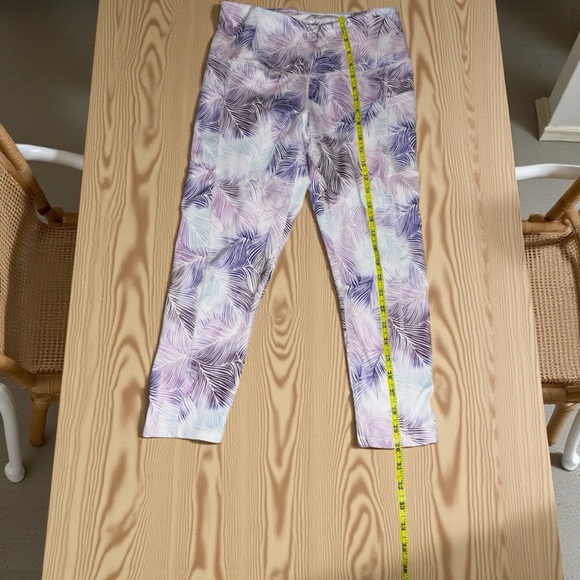 Gaiam High Rise Yoga Leggings Purple Palm Leaf Print | Size M Stretch Activewear - Picture 7 of 7